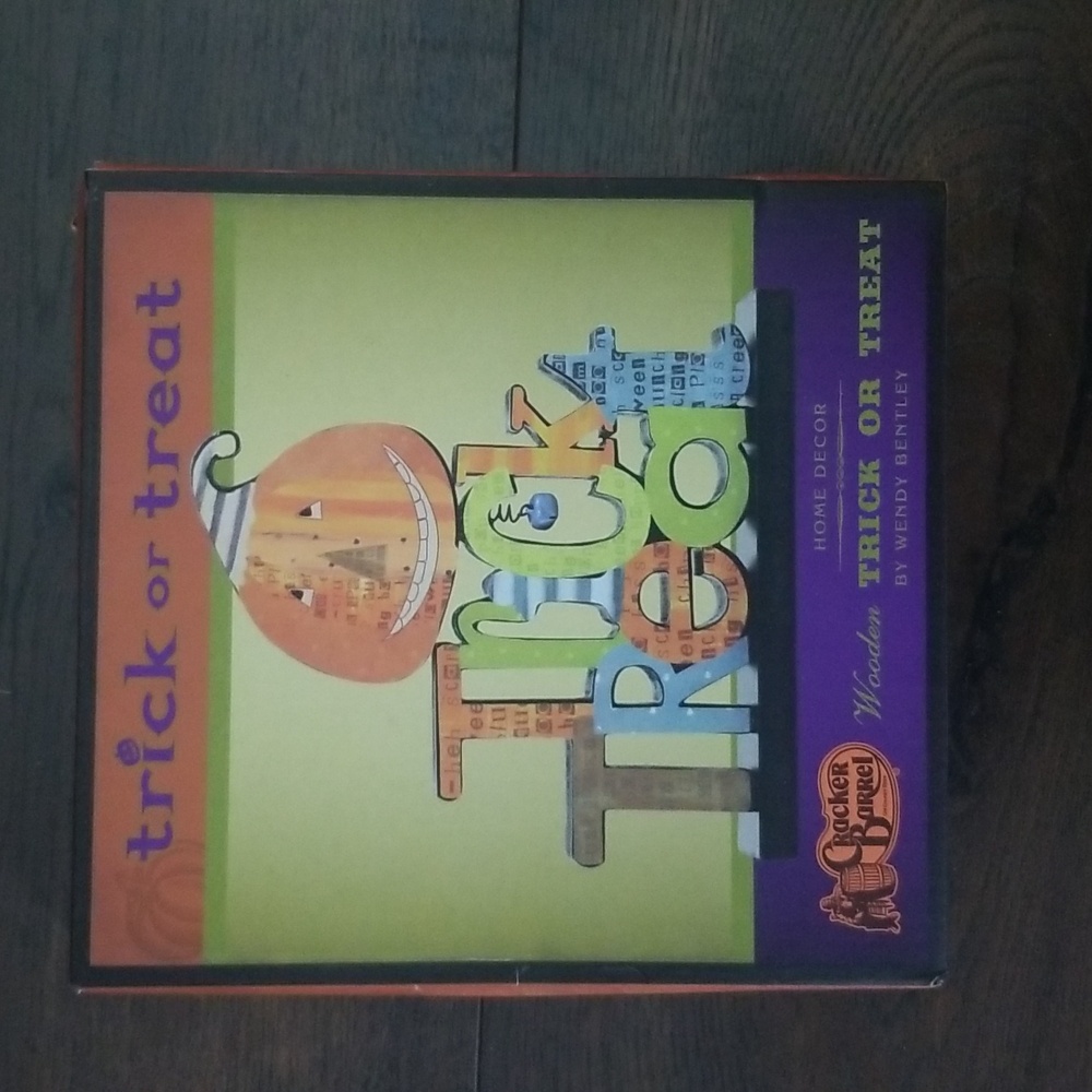 Wooden trick or treat sign Cracker Barrel